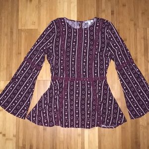 Wyld Hart Bell Sleeve Top